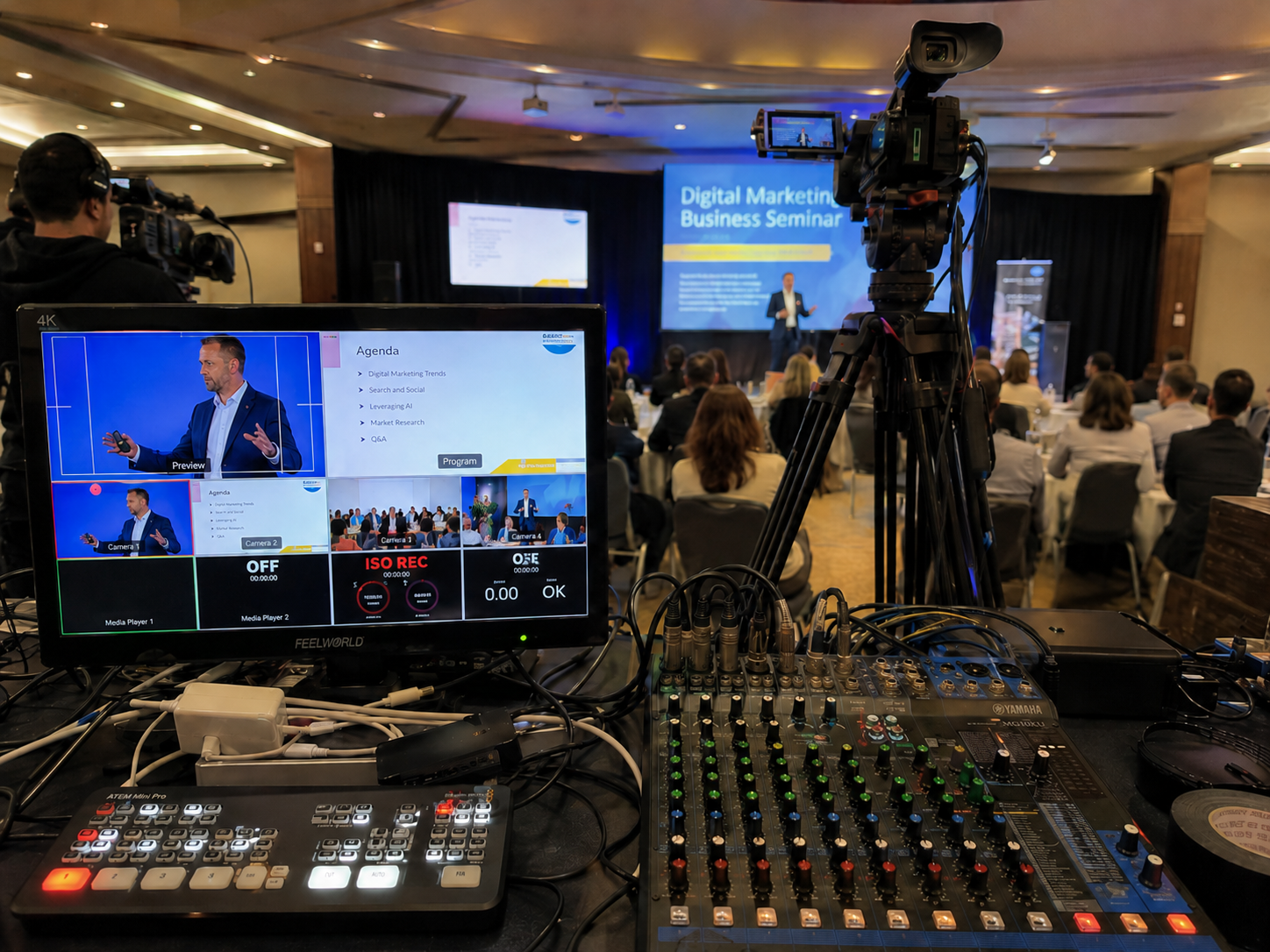Bak kulissene-bilde av profesjonelt produksjonsutstyr for livestream